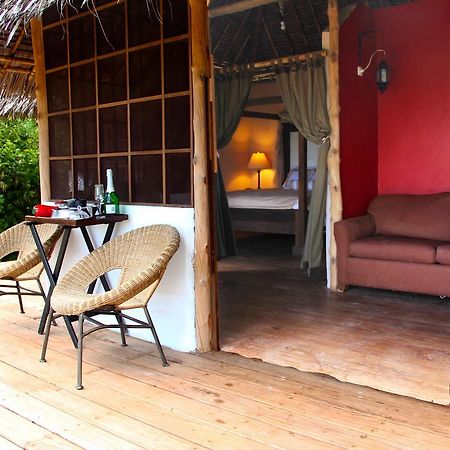 Nzuwa Lodge Pemba Exterior foto